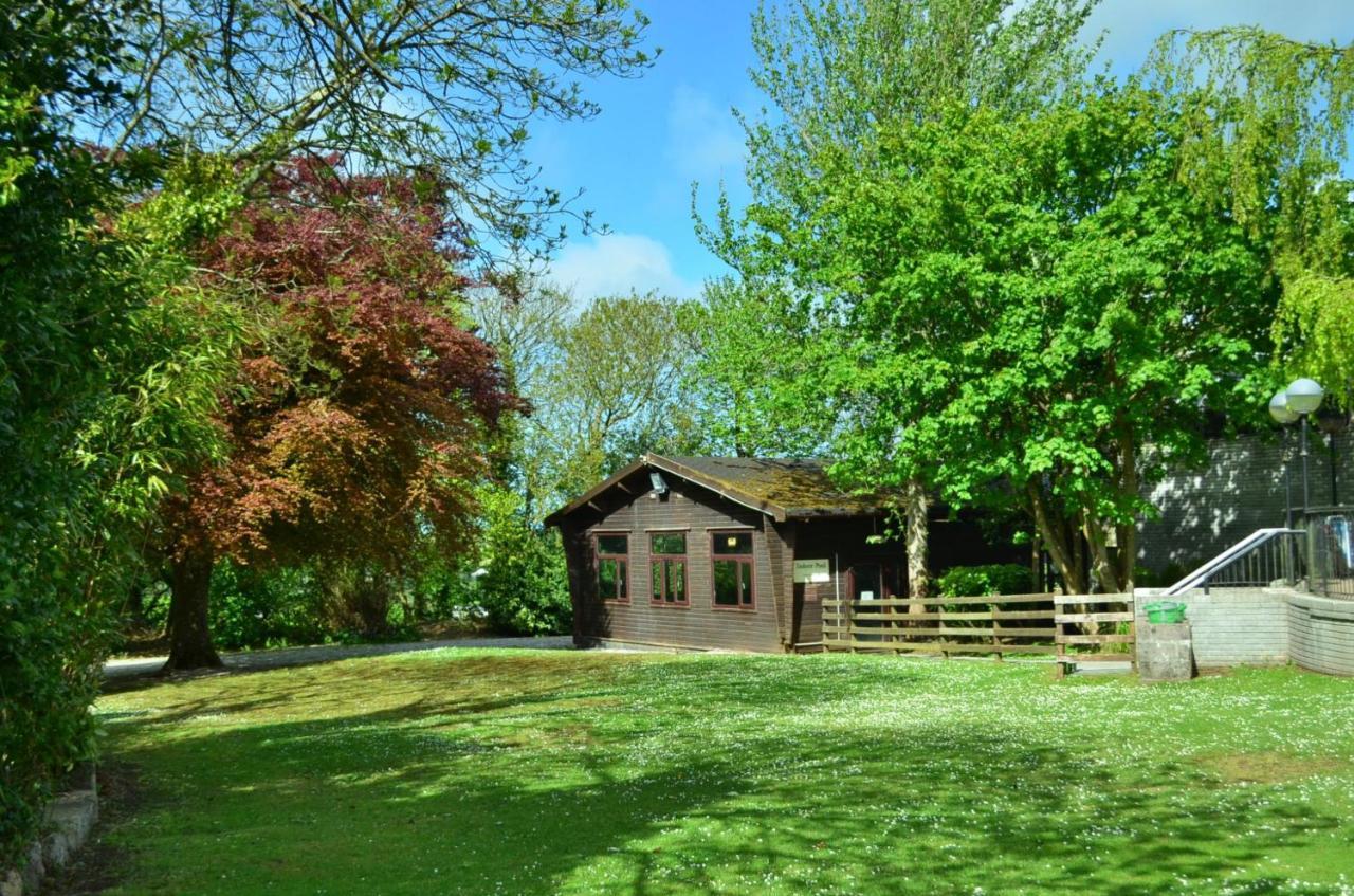 Villa 24 Strawberry Hill, Tolroy Manor Hayle Exterior foto